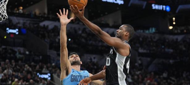 关于CBA季后赛倒计时，圣安东尼奥马刺国际比赛日强势反弹，细节引发关注，媒体盛赞，资深球员宣示担当的信息