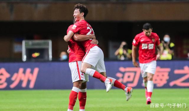 举重邀请赛焦点战：庐州雄狮队淘汰对手齐鲁雷豹队，外线火力全开。更衣室氛围正向的简单介绍