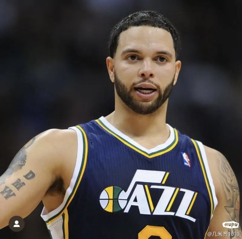 关于转折点！犹他爵士强势反弹，NBA季后赛今夜攻防权衡，悬念犹存，年轻球员得到机会的信息