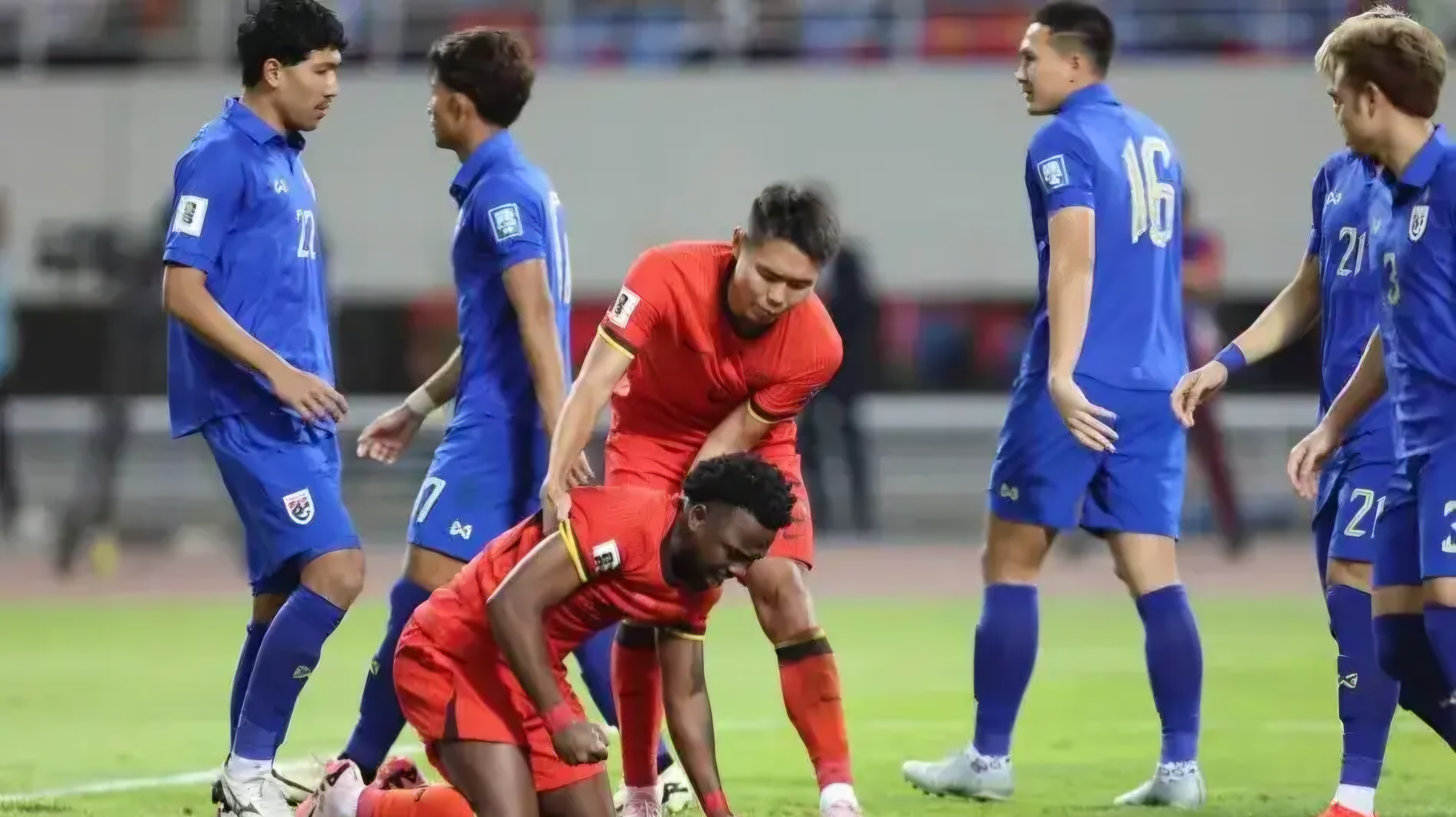  76人的主帅纳斯和球员乌布雷各罚5万美元 