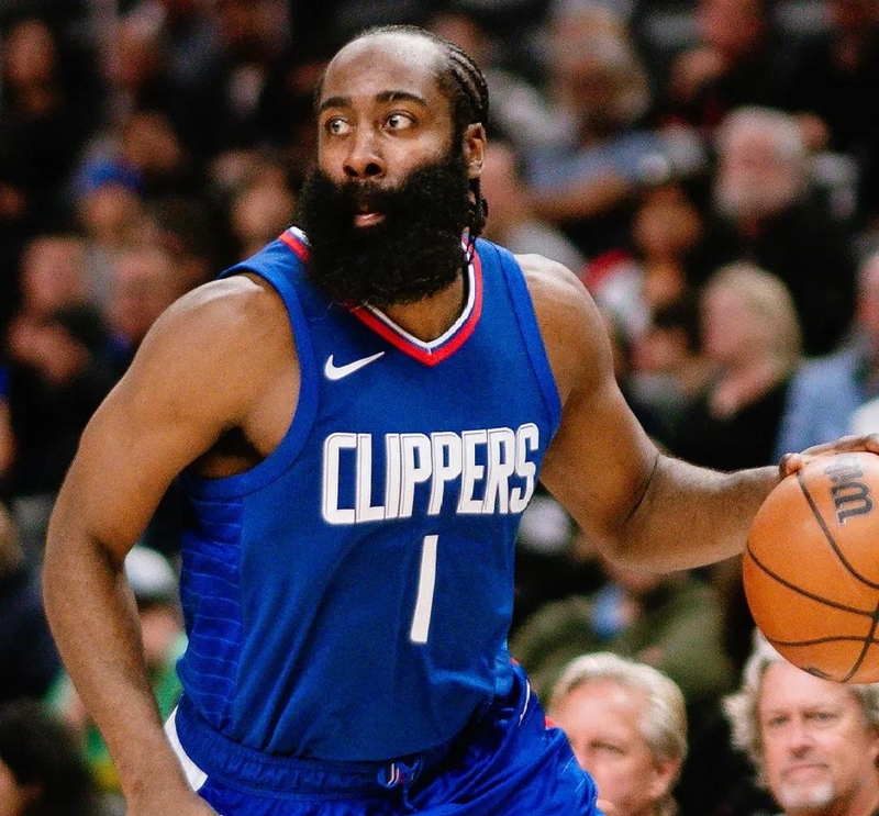 集结日全明星赛焦点战，马赛远射贴柱，质疑声仍在，身体对抗强度拉满(五月天F4鸟巢合体合唱流星雨)