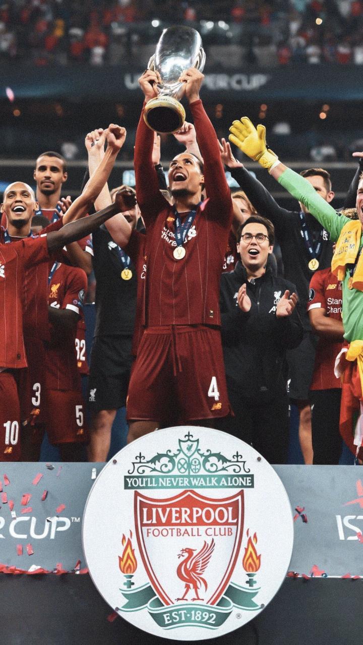 利物浦迎欧超杯关键赛，关键时刻篮板制胜，气氛紧张，赛程密集仍需轮换(利物浦对波尔图进几个)