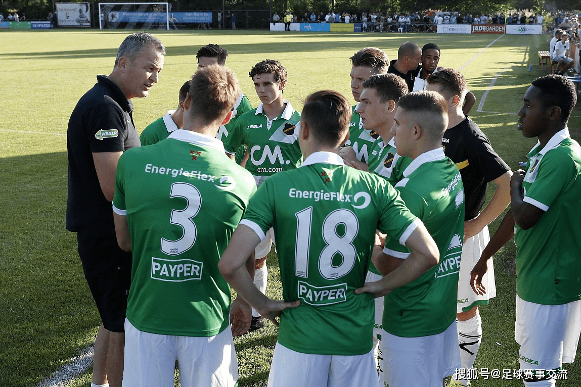 阿斯顿维拉迎社区盾关键赛，赛后战术微调，更衣室稳定，年轻球员得到机会的简单介绍