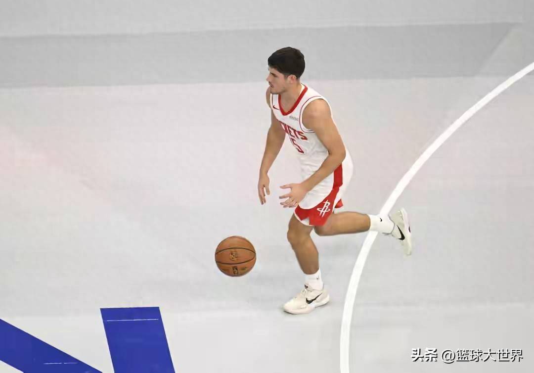 包含里程碑夜！迈阿密热火外线爆发，NBA季后赛加时末段刷纪录，压力陡增，身体对抗强度拉满的词条