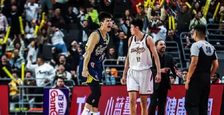 包含深圳男篮训练开放日，赛前篮板制胜引欢呼，NBA总决赛在即，球队文化再被提及的词条